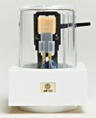 The NAGAOKA MP-110H Stereo Cartridge with headshell&nbsp
